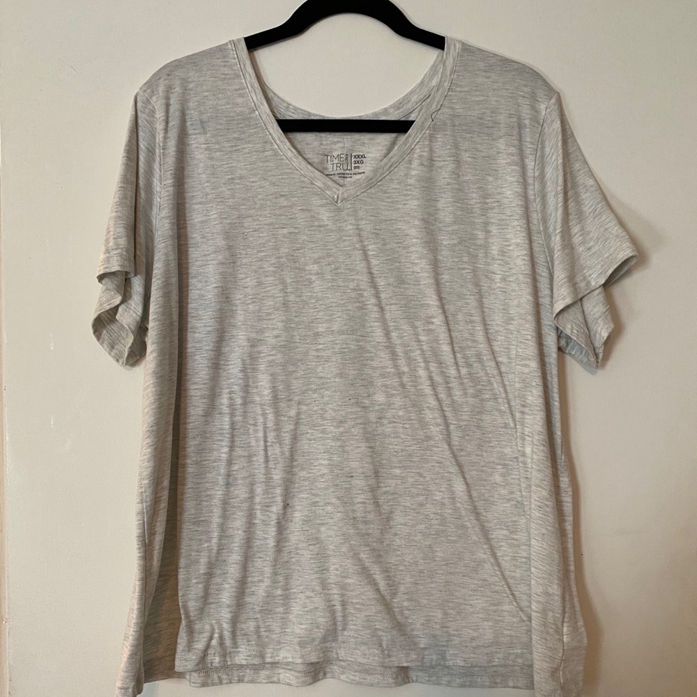 Basic grey t shirt